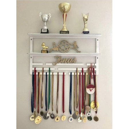 Kahe riiuliga medaliriiul